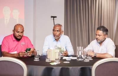 މުއިއްޒު ޓެކްސީ ޑްރައިވަރުންނަށް: ދަފުތަރެއް ހަދައި ފްލެޓަށް ކުރިމަތިލުމުގެ ފުރުސަތު ދޭނެ