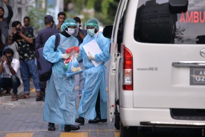 ޕޮޒިޓިވްވި ދެ ދިވެހިންނާ ގުޅިގެން 34 މީހަކު ކަރަންޓިންކޮށްފި