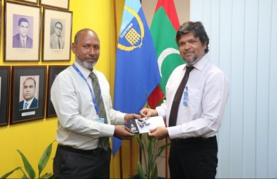 ކަސްޓަމްސްގެ ހިންގުން ވަގުތީގޮތުން ޑެޕިއުޓީ ސީޖީއާ ހަވާލުކޮށްފި