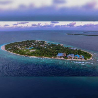 ބިދޭސީ އަކަށް ހަމަލާދީގެން ހައްޔަރު ކުރި ދެ ދިވެހީން ކޯޓުން ދޫކޮށްލައިފި