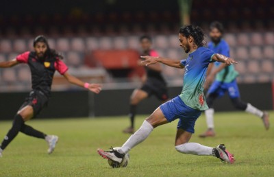 ޔޫވީ ބަލިކޮށް ސަސް ތިންވަނައިގައި ވިއްދައިފައި