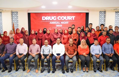 ޑްރަގް ކޯޓުގެ ފަނޑިޔާރުންގެ އޯގާތެރިކަމަށް ނަަސީމްގެ ތައުރީފު