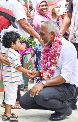 'މަޑަވެލި އިޒް ޕިންކް'؛ ޕީޕީއެމަށް އާދަޔާ ހިލާފު ލޯތްބަކާއި ޖޯޝެއް