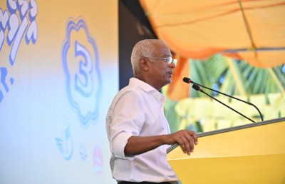 މުއިއްޒަކަށް ނުވާނެ, ދެން ވެސް އޮންނާނީ އަމިއްލަ އެކައުންޓަށް ފައިސާ ޖަމާކުރުން: ރައީސް