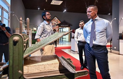 ބީއެމްއެލްގެ އެހީގައި ދާރުލްއާސާރު އަޕްގްރޭޑުކޮށް ހުޅުވަނީ