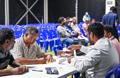 ގޯތި ލިބުނު މީހުންނަށް ބިން ކަނޑައި، ރަޖިސްޓްރީ ހަވާލު ކުރަން ފަށައިފި