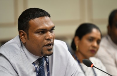 އައިއޭއެސްގެ އެމްޑީގެ މަގާމުން ރިޒްވީ ވަކިކުރަނީ