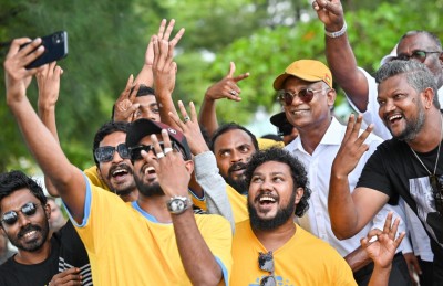 ތިނަދޫގެ "ރީނދޫ ސަފު" އަތުރާލައި ރައީސަށް ދިނީ މެޖޯރިޓީގެ ޔަގީންކަން