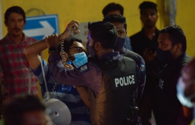 އިދިކޮޅުގެ އިހްތިޖާޖުގެ ތެރެއިން ބަޔަކު ހައްޔަރުކޮށްފި