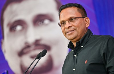ބިދޭސީން ގައުމުން ބޭރަށް ފައިސާ ގެންދިއުން ހުއްޓުވޭނެ ހިތްވަރު އެބަހުރި: ނާޒިމް