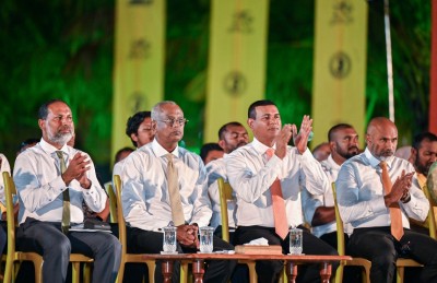 ކާޑެއްދޫ އެއާޕޯޓް ނުހެދިއްޖެ ނަމަ ތިނަދޫ ފަޅުގައި އިންޓަނޭޝަނަލް އެއާޕޯޓެއް ހަދަން ރައީސްގެ ވައުދު