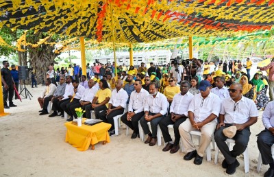 ރައީސްގެ ވައުދު ކޮޕީ ކުރުމުގެ މިސާލު ޖެހީ އެޕަލް އާއި އެންޑްރޮއިޑްގެ ވާދަވެރިކަމުން