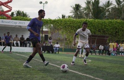 ޓެކާސް ރިސޯޓް ފުޓްސަލް ކަޕް: ސެއިންޓް ރެޖިސް އާއި ވެލާ ރިސޯޓް ގްރޭންޑް ފިނާލޭ އަށް