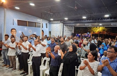 އިލްޔާސަށް ކާމިޔާބީ ޔަގީން؛ މި އަންނަނީ ދައުވަތު ކާޑު ފޮނުވަން