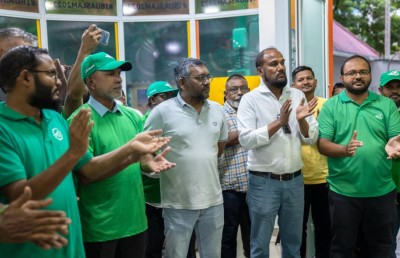 ފައްޔާޒު އެދިވަޑައިގަތީ ބާކީ ހަ ދުވަހުގެ މަސައްކަތުން އަދި ތިން ޕަސެންޓް އިތުރުކޮށްދޭން