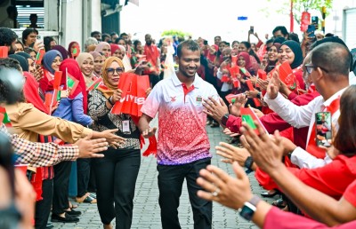 އައިއޯޖީގައި ކާމިޔާބު ހޯދި ބީއެމްއެލް ސްޕޯޓްސް ސްކޮލާޝިޕްގެ އެތުލީޓުންނަށް ހޫނު މަރުހަބާއެއް