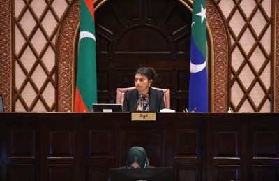 އިންތިހާބު އަވަސް ކުރާ ބިލުގެ ފުރަތަމަ ކިޔުން އިއްވުމަށް ފަހު ޖަލްސާ ނިންމާލައިފި