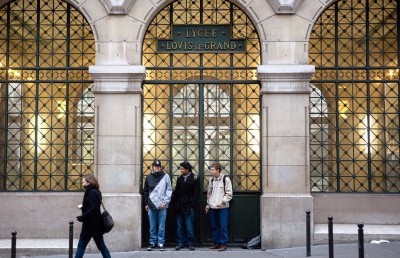 ސެނެގާލްގެ އެންމެ މޮޅު ދަރިވަރު ފްރާންސްގައި ގެއްލިއްޖެ