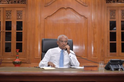 ދައުލަތުގެ ހުރިހާ މުވައްޒަފުން ތައްޔާރަށް ތިބުމަށް ރައީސް އެދިވަޑައިގެންފި