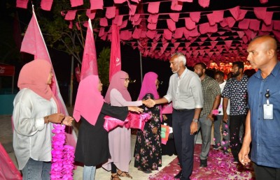 އިގުތިސާދުގެ އަސާސްތައް ނެތިއްޖެ، ފައިސާ ޗާޕްކުރުން ހުއްޓާލާނަން: މުއިއްޒު