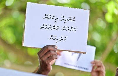 ލ. ހިތަދޫ ރައްޔިތުން އެދެނީ މެންދޫގައި އެއާޕޯޓު އަޅަން، މުއިއްޒު ވިދާޅުވީ ވަކި ގޮތެއް ނުނިންމާ ކަމަށް