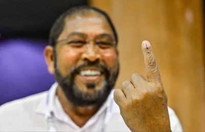 100 ފޮށި: ރައީސާއި މުއިއްޒު ވާދަކުރައްވަނީ ވަރަށް ގާތުން