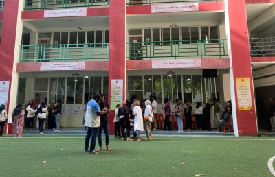 100 ފޮށި: ރައީސާއި މުއިއްޒު ވާދަކުރައްވަނީ ވަރަށް ގާތުން