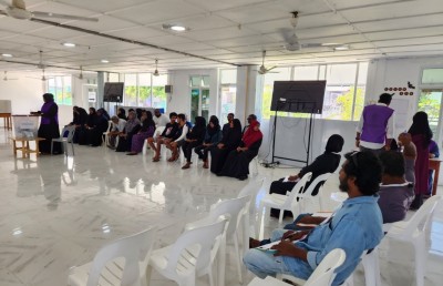 100 ފޮށި: ރައީސާއި މުއިއްޒު ވާދަކުރައްވަނީ ވަރަށް ގާތުން