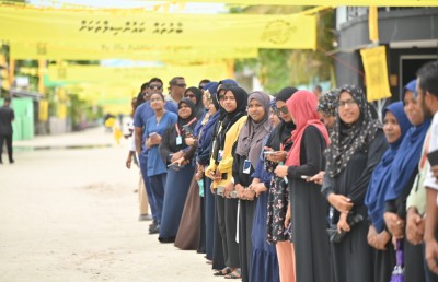 ރައީސްގެ އިންޓަވިއު: އިތުރަށް ބޭނުންވަނީ "ހުއްޓުމެއް" ނެތް ކުރިއެރުން