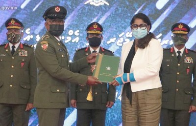 ސިފައިންގެ އެންލިސްޓެޑް އޮފިސަރުންގެ އެންމެ މަތީ މަގާމަށް އާ ބޭފުޅެއް