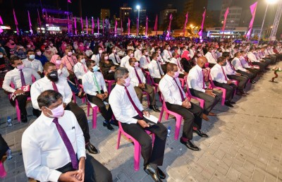 ކެމްޕެއިން ކުރަން ހަމަހަމަ ފުރުސަތު ނުލިބޭ ކަމަށް ބުނެ ހުށަހެޅި މައްސަލަ ބަލައެއްނުގަތް: އިދިކޮޅު