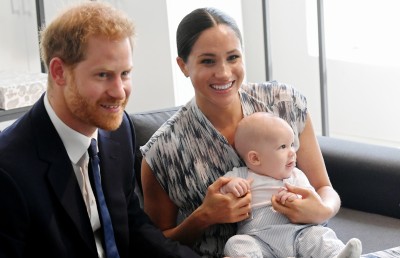 މޭގަން މާކަލްގެ ބައްޕަ "އާއިލީ ވާހަކަ" ކިޔައިދޭން ޑޮކިއުމަންޓަރީއެއް ހަދަނީ