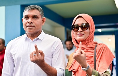 100 ފޮށި: ރައީސާއި މުއިއްޒު ވާދަކުރައްވަނީ ވަރަށް ގާތުން