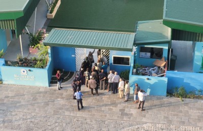 100 ފޮށި: ރައީސާއި މުއިއްޒު ވާދަކުރައްވަނީ ވަރަށް ގާތުން