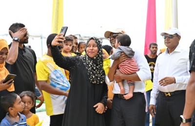 އަމާން އޮޑިއަށް އެންމެން އަރައިފި, ވާދަވެރިން ގެއަށް ވަދެއްޖެ: ރައީސް