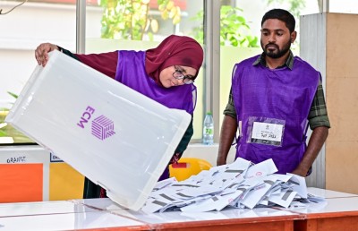 ވޯޓުލާ އެކި މަރުކަޒުތަކުގައި އަމަލުކުރީ އެކި ގޮތަށް: ޓްރާންސްޕޭރެންސީ