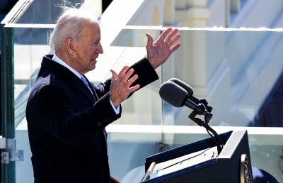 މިއީ އެމެރިކާގެ ދުވަސް، ޑިމޮކްރެސީގެ ދުވަސް: ބައިޑަން