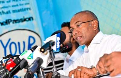 އެމްޑީޕީގެ ފަހަތަށް އަރަން ޑިމޮކްރެޓްސް ކައުންސިލްގެ ގިނަ މެންބަރުން ބޭނުމެއް ނުވޭ!