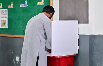 ވޯޓުލާ އެކި މަރުކަޒުތަކުގައި އަމަލުކުރީ އެކި ގޮތަށް: ޓްރާންސްޕޭރެންސީ