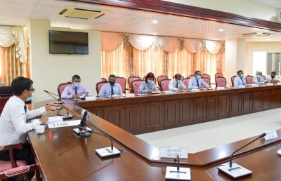 ރައީސްގެ އަމާޒާ ފުށުއަރާތީ އެލްއެންޖީ ގޭސް ސްޓޭޝަން މަޝްރޫއަށް ބަދަލު ގެންނަން އަންގަނީ