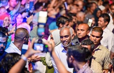 ދެވަނަ ބުރަށް މުއިއްޒުގެ ދައުވަތު އެހެން ޕާޓީތަކަށް، "އިސްކުރާނީ ރަހުމަތްތެރިކަމުގެ އަތް"
