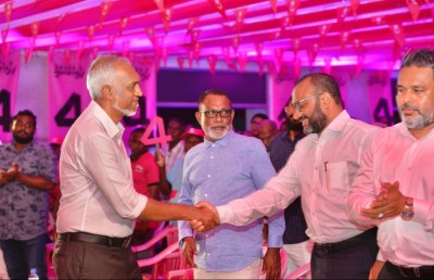 މުއިއްޒަށް ތާރީހީ ރިކޯޑެއް، ބޮޑު ކުރިއެރުމެއް!