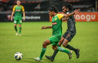 އީގަލްސް އާއި މާޒިޔާ އެއްވަރު