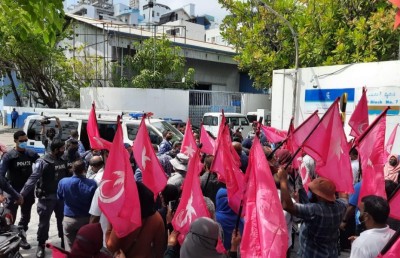 އަދުރޭއާ އެކު 24 މީހަކު މުޒާހަރާ އިން ހައްޔަރުކޮށްފި