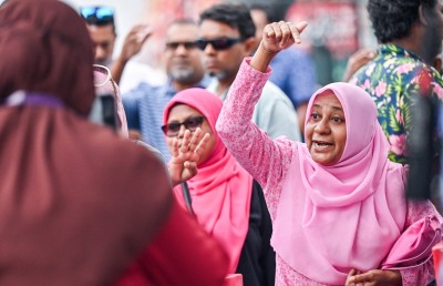 ރީރެޖިސްޓްރޭޝަން ޕޯޓަލް ހެކް ކުރަން ބަޔަކު ދަނީ މަސައްކަތް ކުރަމުން: އިދިކޮޅު