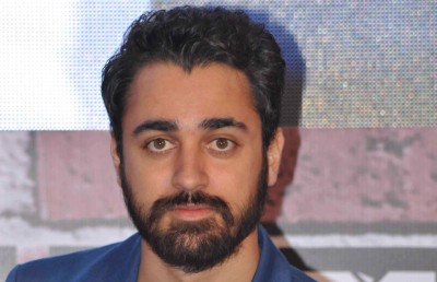 އިމްރާނާއި އަވަންތިކާގެ ގުޅުން ނިމުމަކަށް އައީ އިމްރާން ބޭވަފާތެރިވުމުން