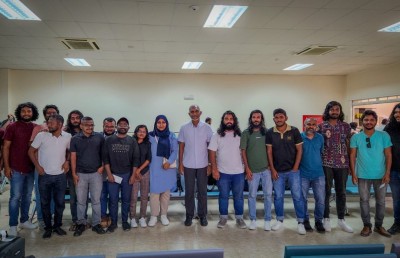 މީޑިއާތަކަށް ދައުލަތުގެ ބަޖެޓުން ފައިސާ ދޭން މުއިއްޒު ވެސް ވައުދުވެވަޑައިގެންފި