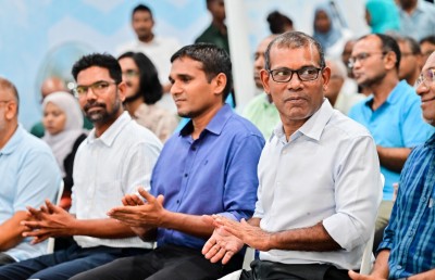 ޑިމޮކްރެޓްސްގެ ހުށަހެޅުމަކީ މި މަހު 25 ގައި ނިޒާމީ ވޯޓެއް ނެގުން