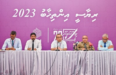 ދެވަނަ ބުރަށް ރީ-ރަޖިސްޓާކުރަން އެއް ދުވަސް ތެރޭގައި 9،000 ފޯމު ހުށަހަޅައިފި