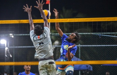 ޕާކްވޮލީ މުބާރާތުގެ ޗެމްޕިއަންކަން ބަގީޗާ އާއި ޕޮލިހަށް
